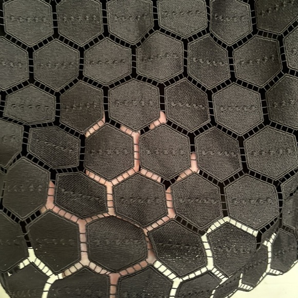 Talbots.  Black geo shape top.  3/4 sleeve. New with tags. Medium. - Picture 5 of 5